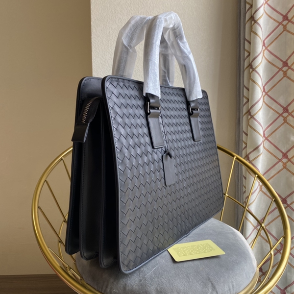 ボッテガヴェネタバッグ全体デザイン